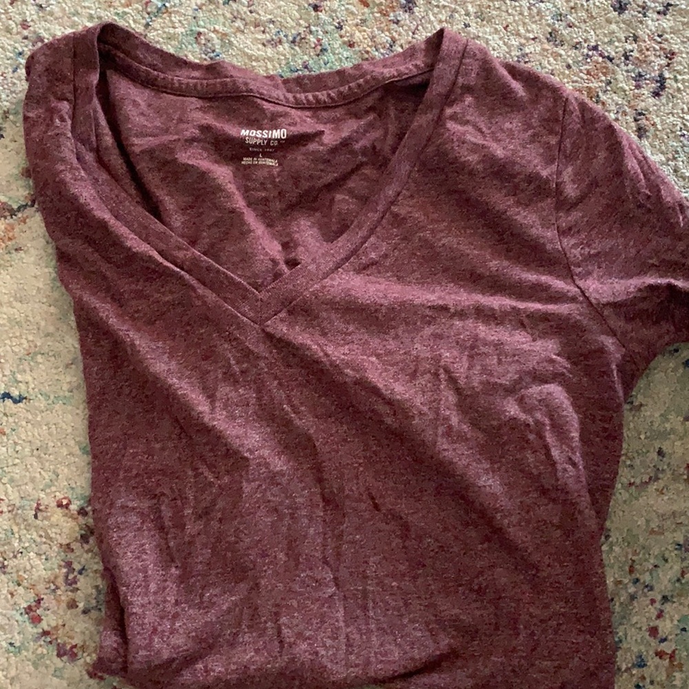 Mossimo Vneck
